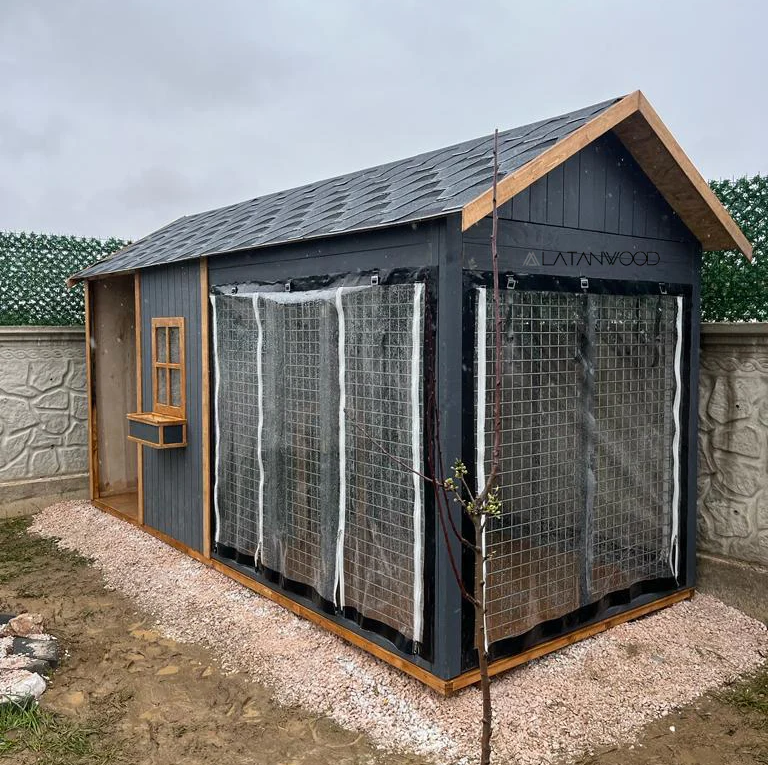 Datça Ahşap Köpek Kulübesi