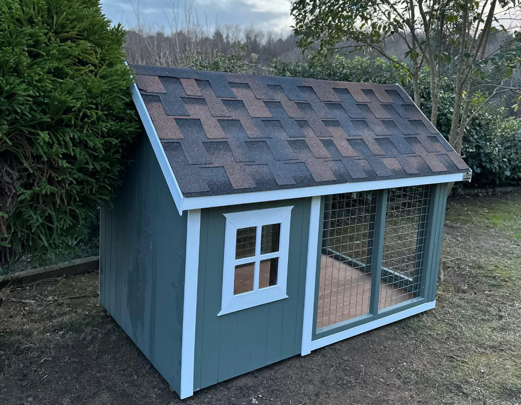 Muğla Milas Köpek Kulubesi